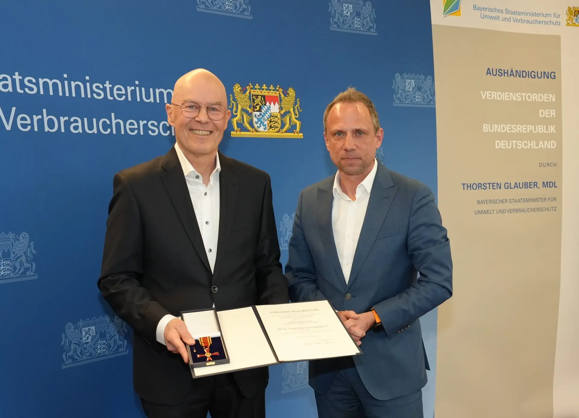 The IfG and its support society extend their heartfelt congratulations to their member, Prof. Dr. Franz-Theo Gottwald, on being awarded the Order of Merit of the Federal Republic of Germany.